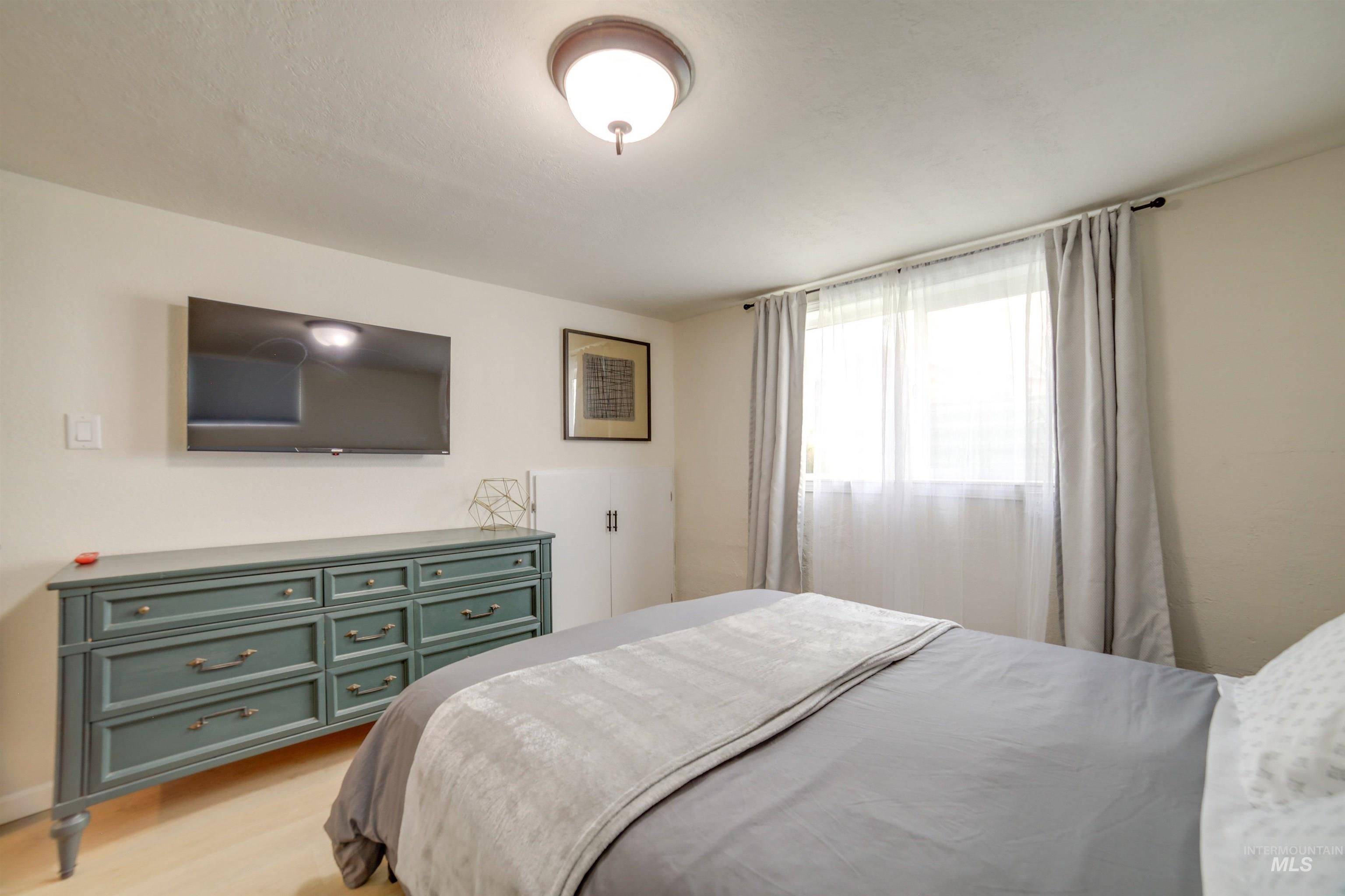 1210 Arthur Property Photo 32