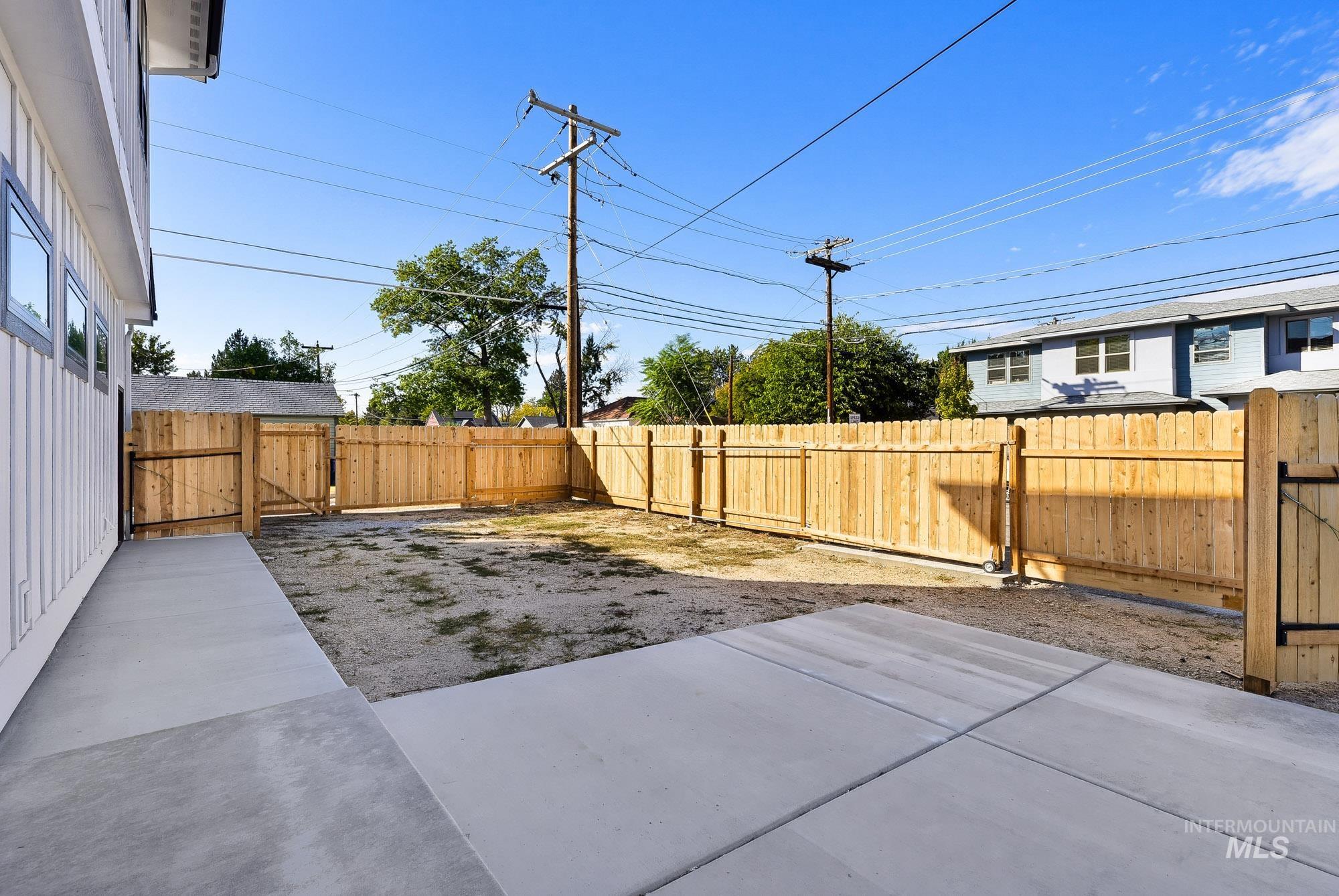 1701 S Division Ave Property Photo 44