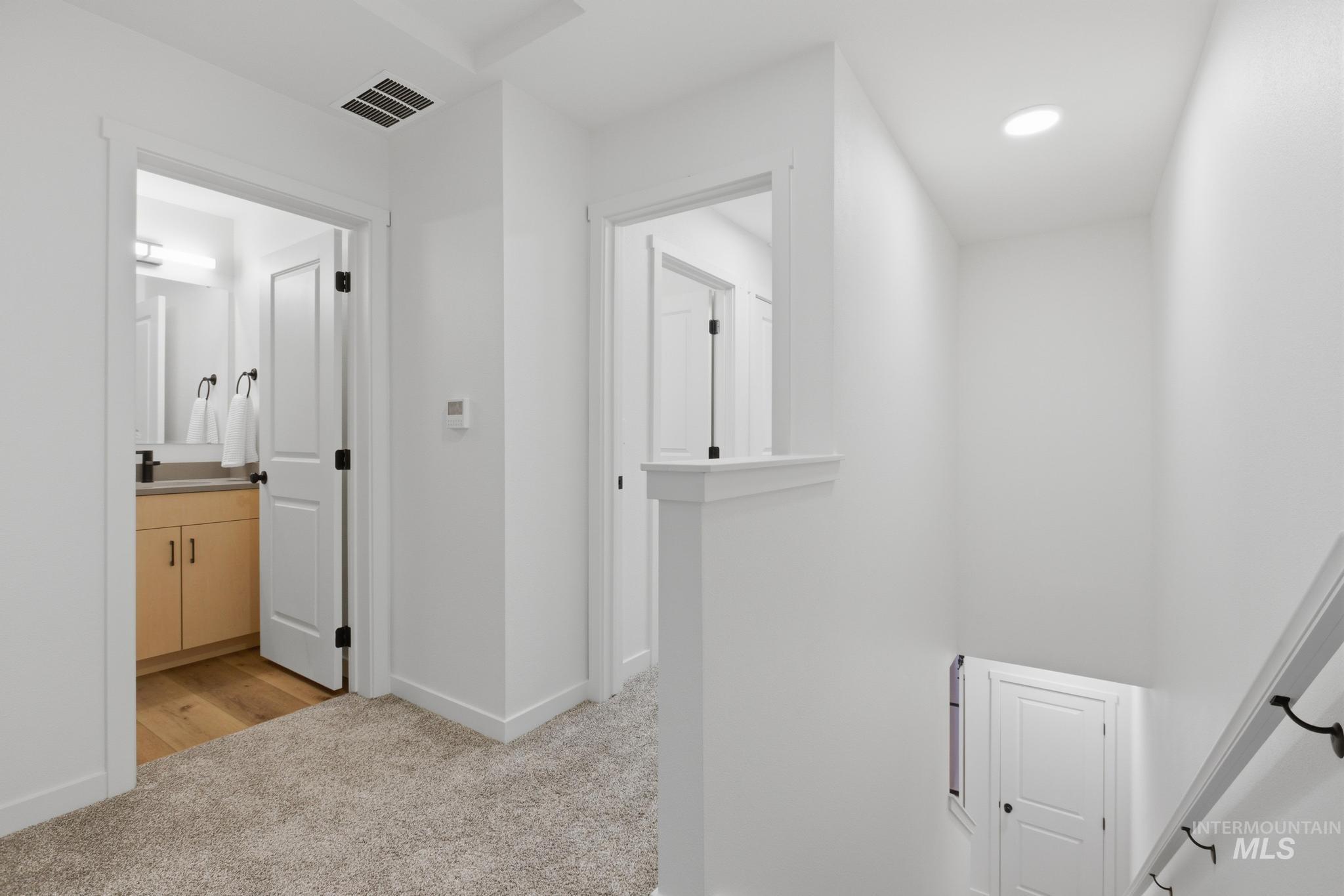 7558 W Swain Lane Property Photo 12