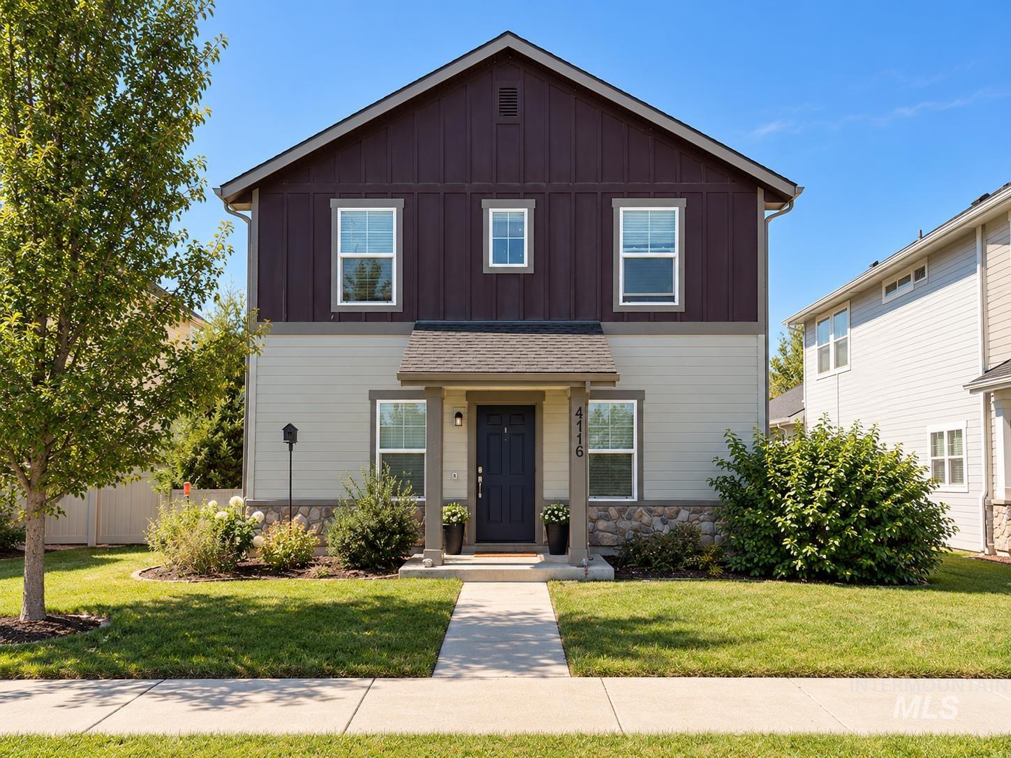 4116 N Ambercreek Ave Property Photo 1