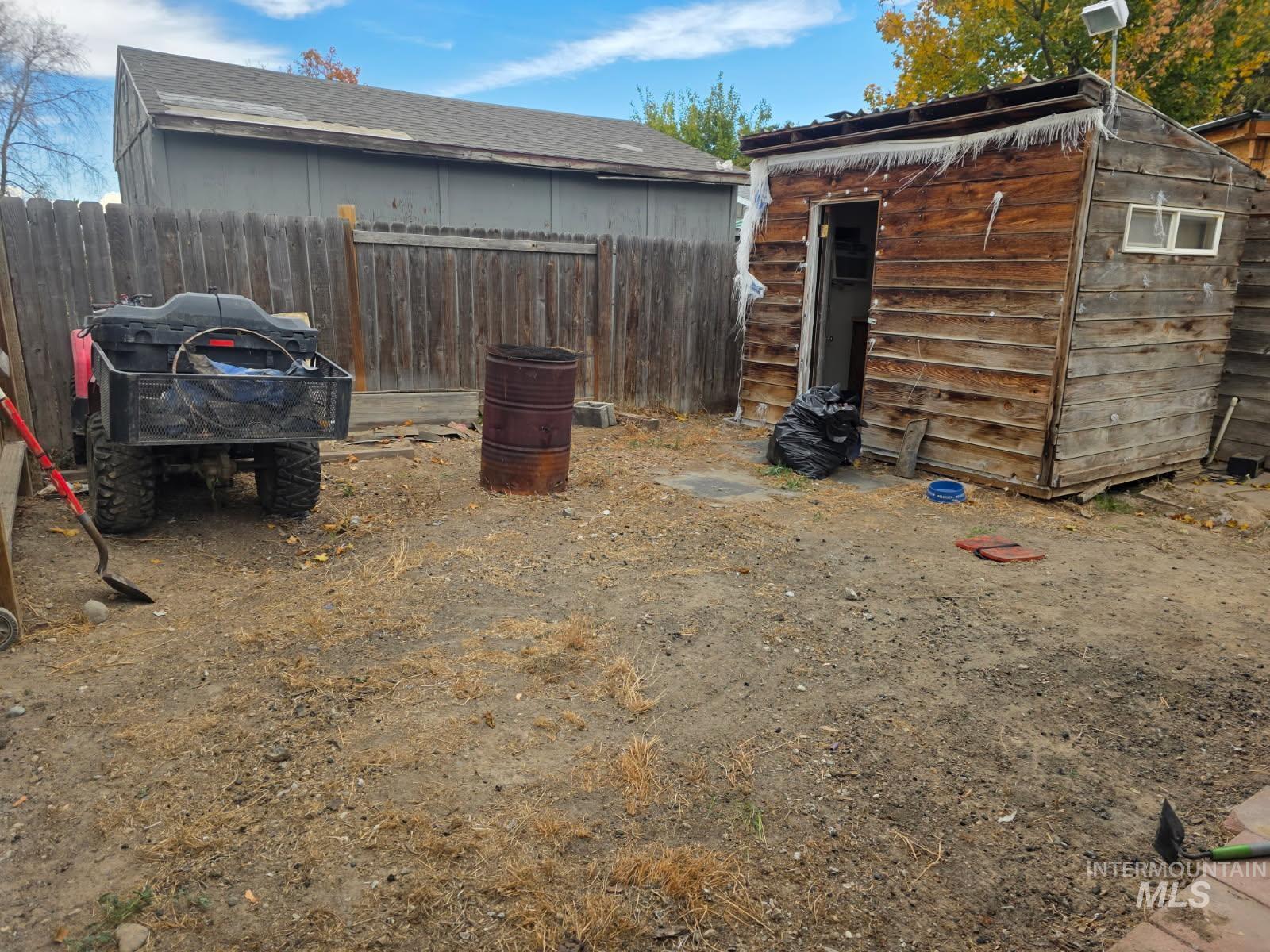 144 Kerry Street Property Photo 4