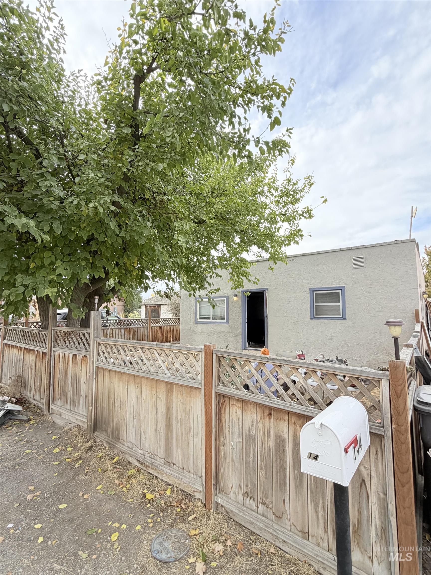 144 Kerry Street Property Photo 13