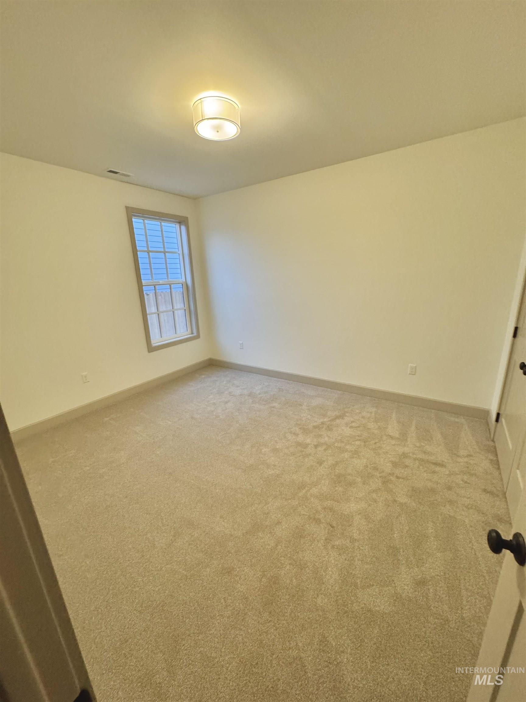 1442 Woodbury Drive Property Photo 13