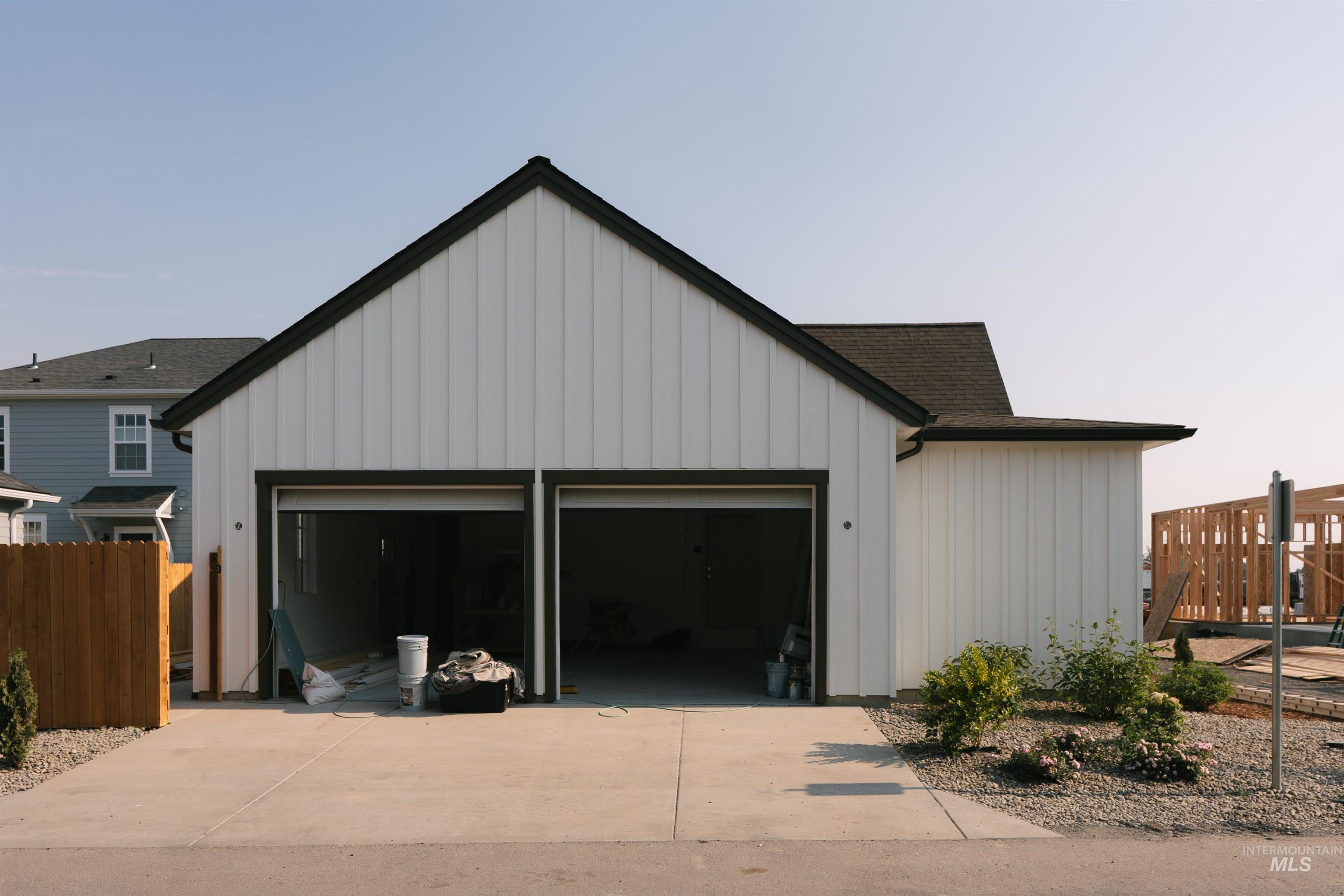 1442 Woodbury Drive Property Photo 17