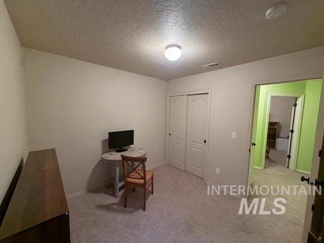 16185 Sunnyfield Ave Property Photo 12