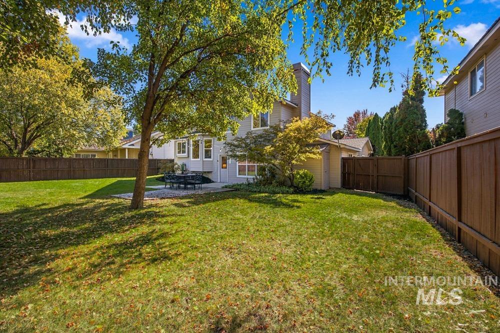 5676 N Riffle Way Property Photo 21
