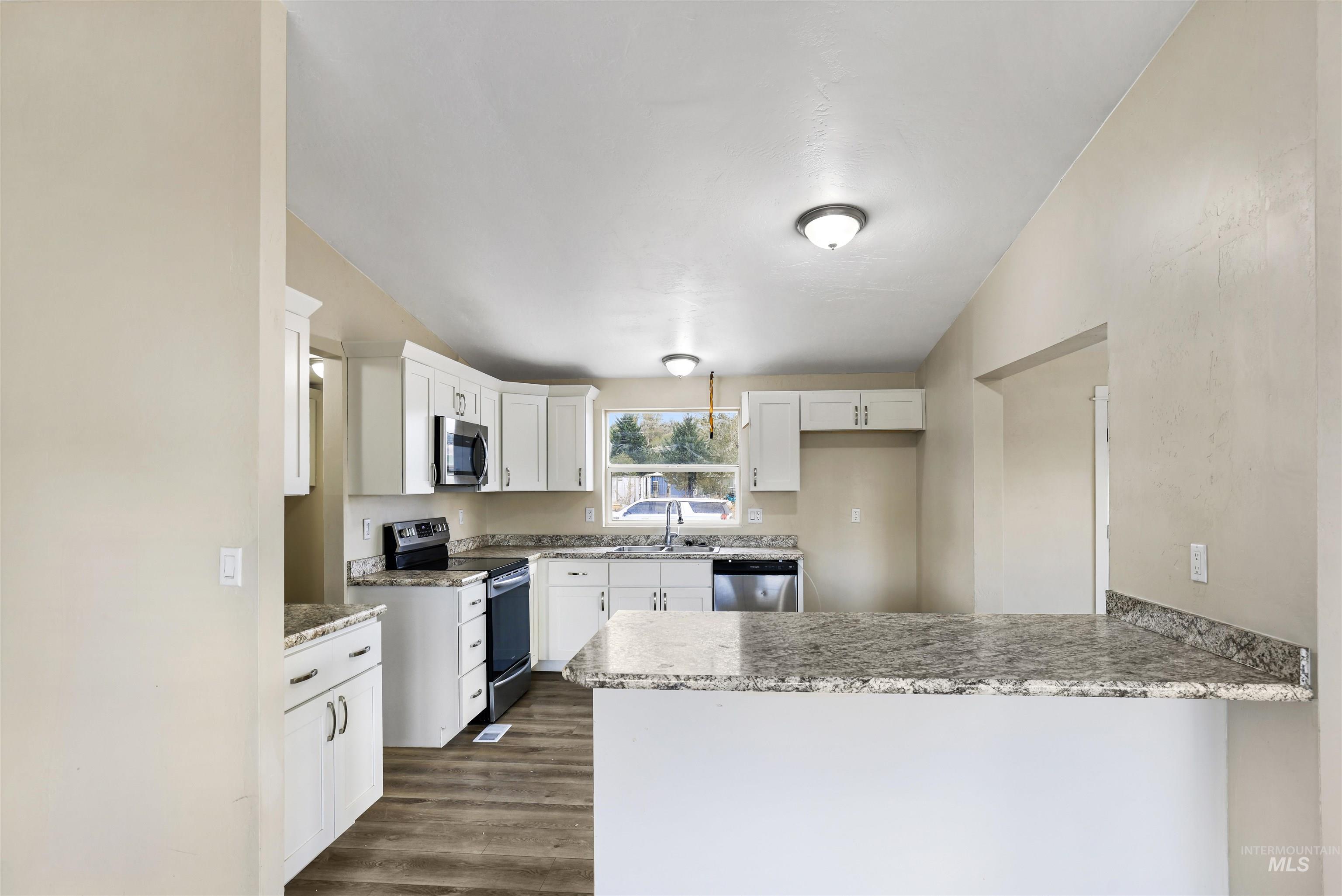 4342 N 1430 E Property Photo 12