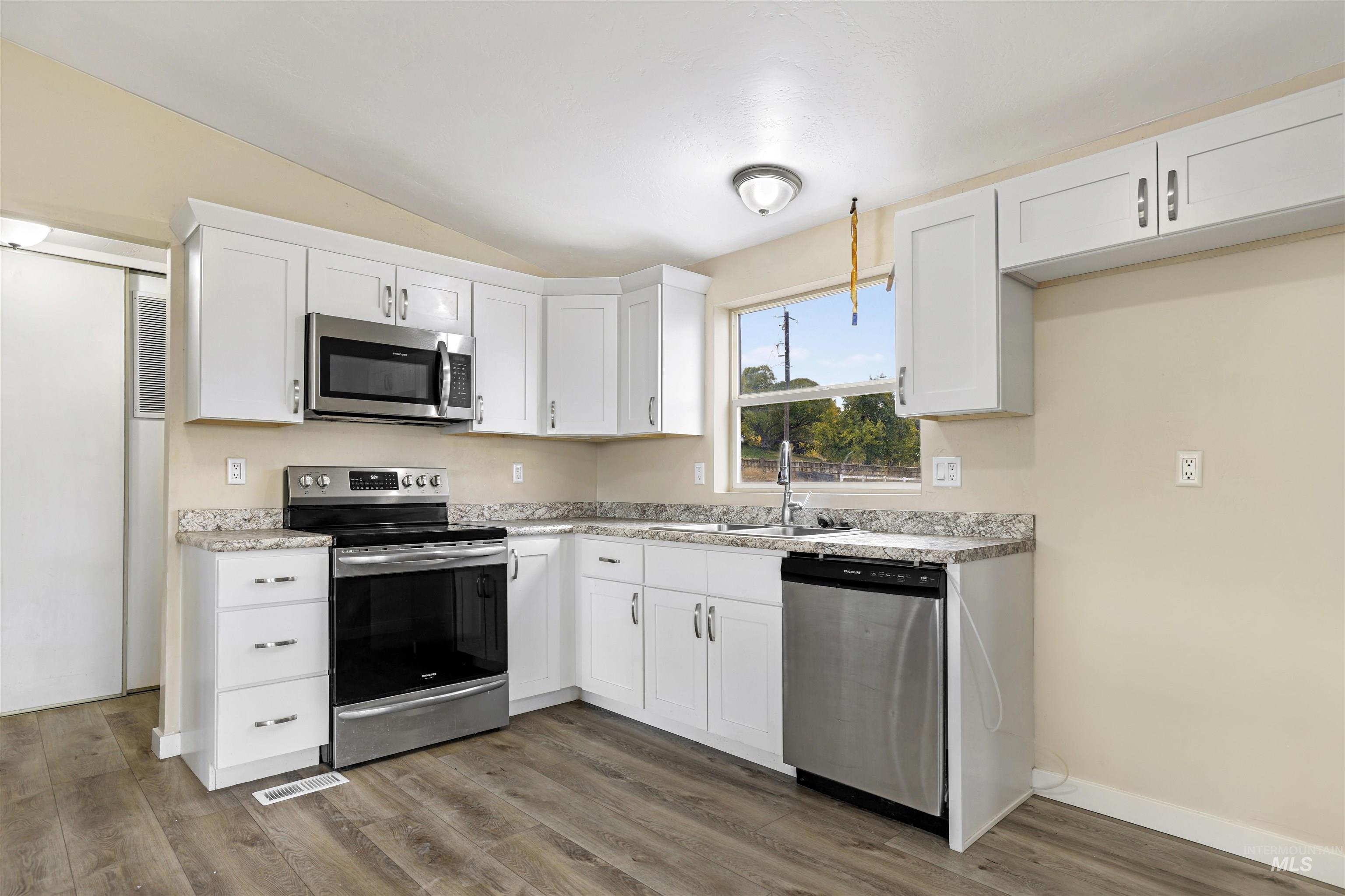 4342 N 1430 E Property Photo 13