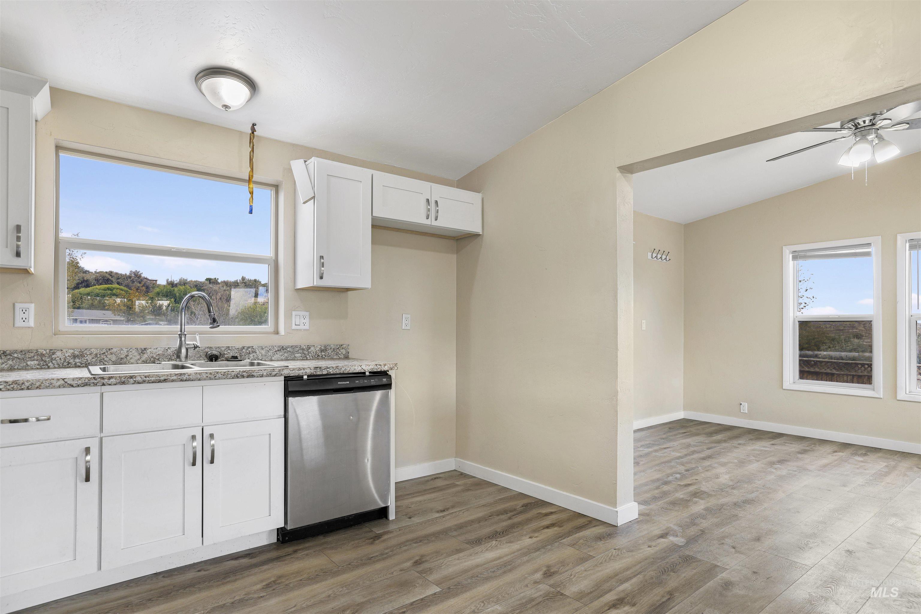 4342 N 1430 E Property Photo 16