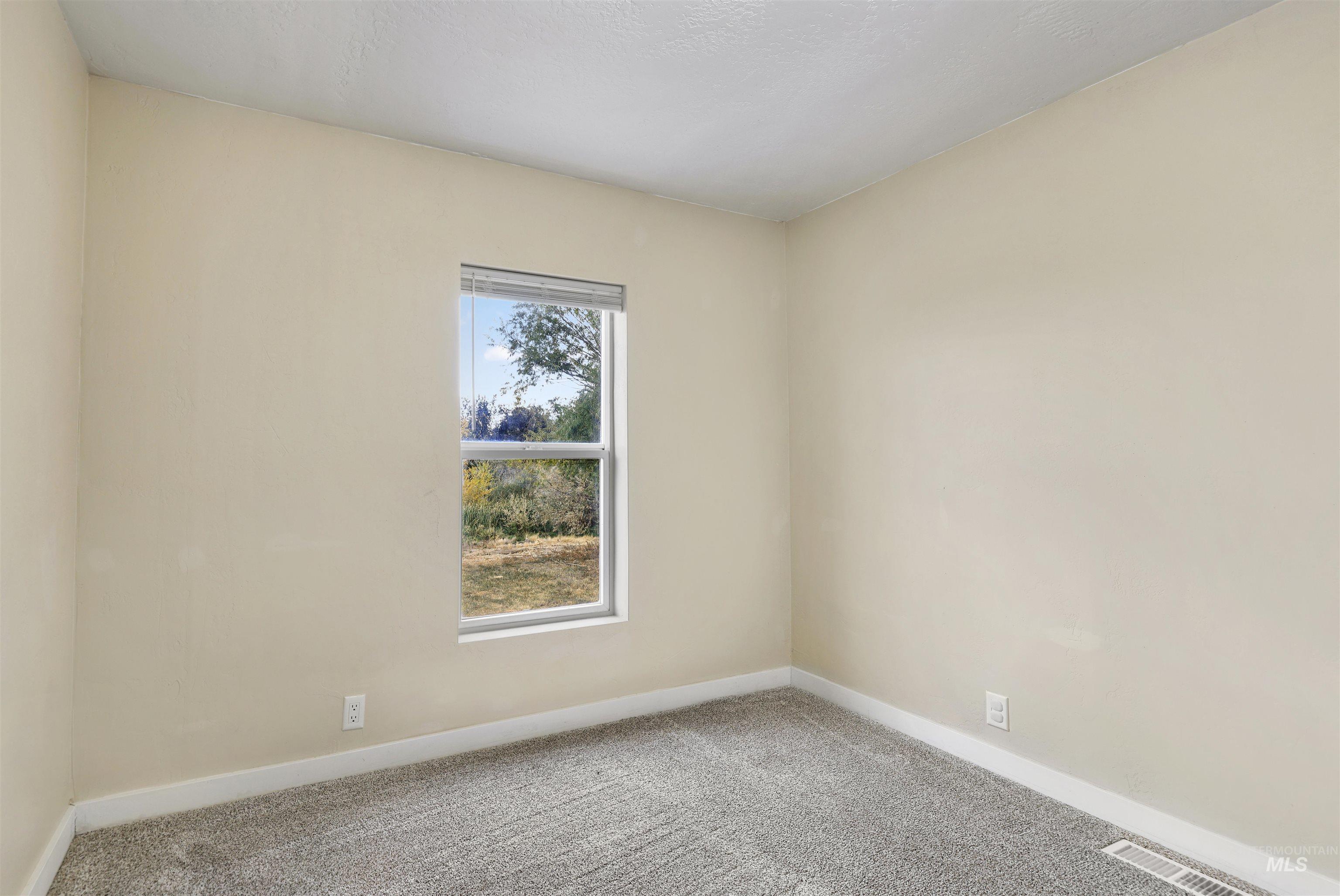 4342 N 1430 E Property Photo 22