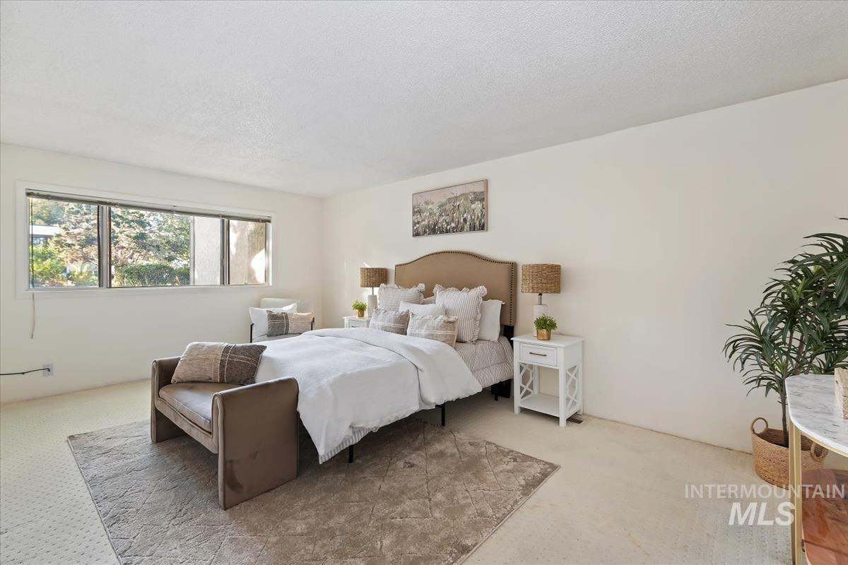 1120 N Camelot Property Photo 22