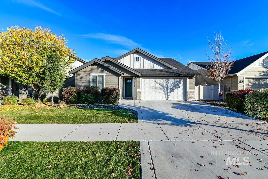 3406 E Girdner Dr Property Photo 1