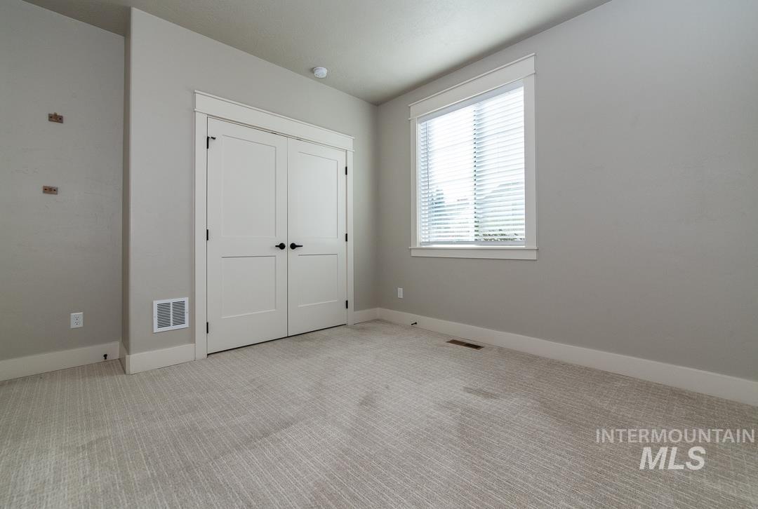 3406 E Girdner Dr Property Photo 22