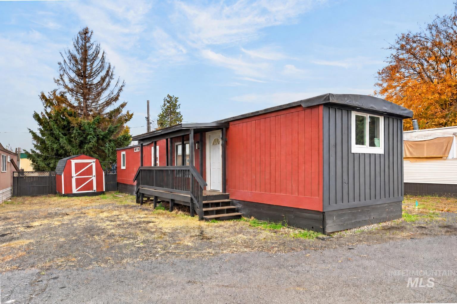 603 W Palouse River Dr. Property Photo 1