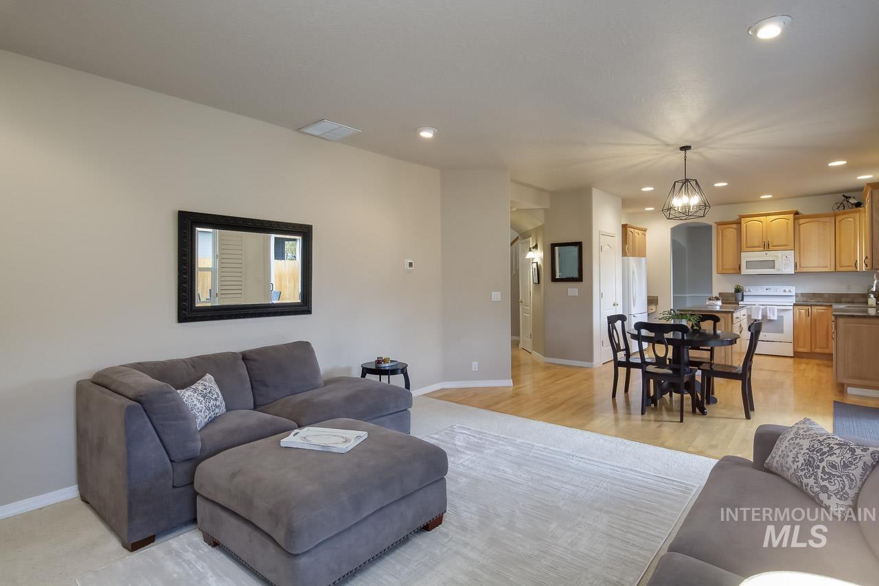4065 N Chatterton Property Photo 20