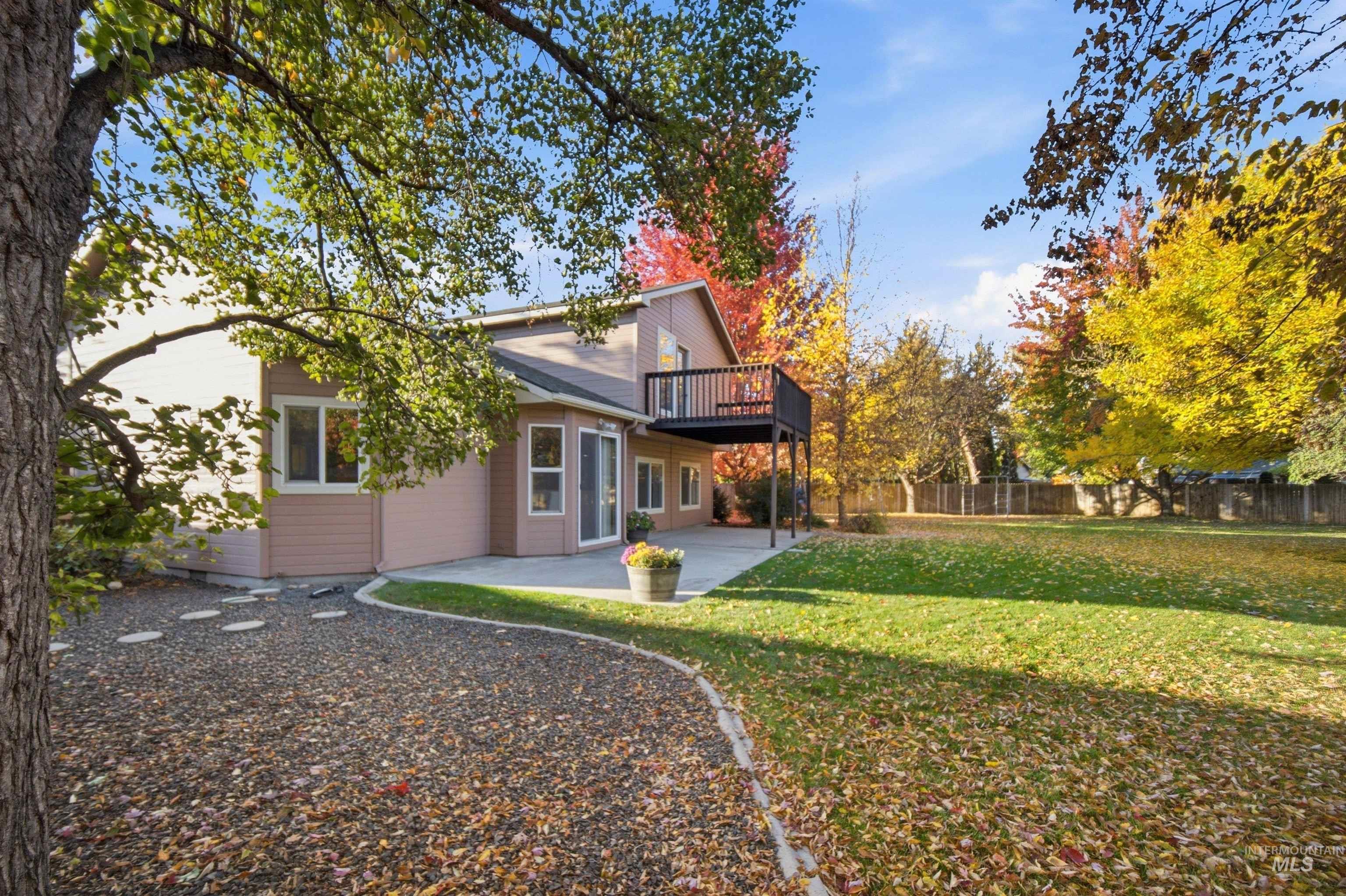 1758 E Summerplace Court Property Photo 42