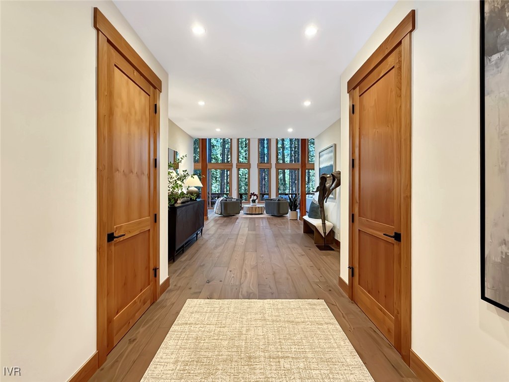 887 S Dyer Circle Property Photo 7