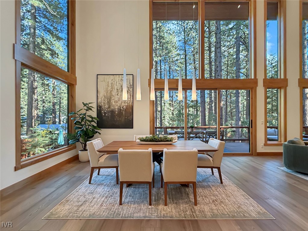 887 S Dyer Circle Property Photo 14