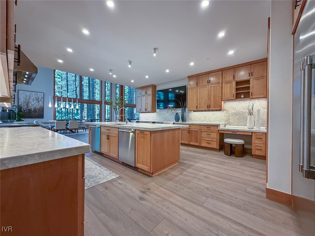 887 S Dyer Circle Property Photo 19