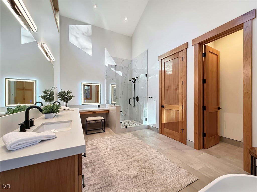 887 S Dyer Circle Property Photo 29