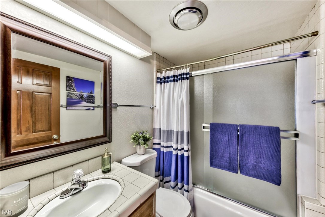 696 Village Boulevard 20 Property Photo 16