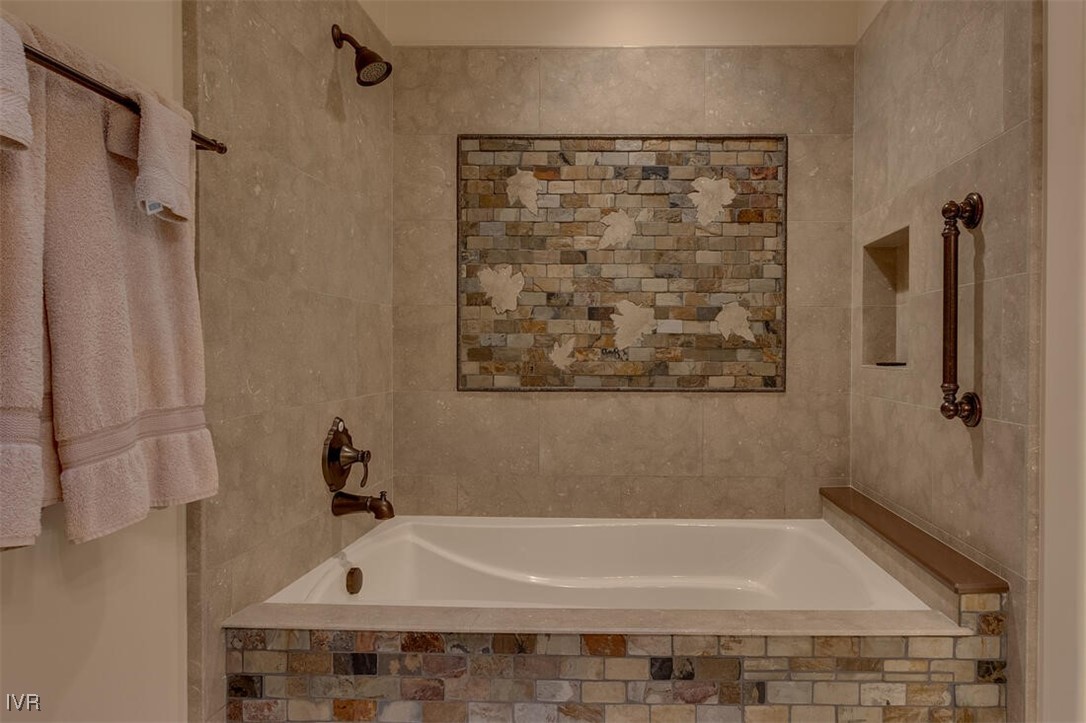 120 Country Club Drive 45 Property Photo 13