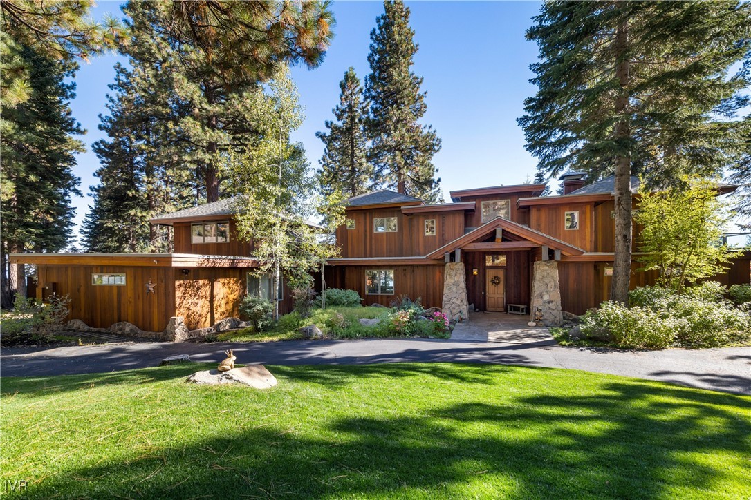 200 Rim Drive Property Photo