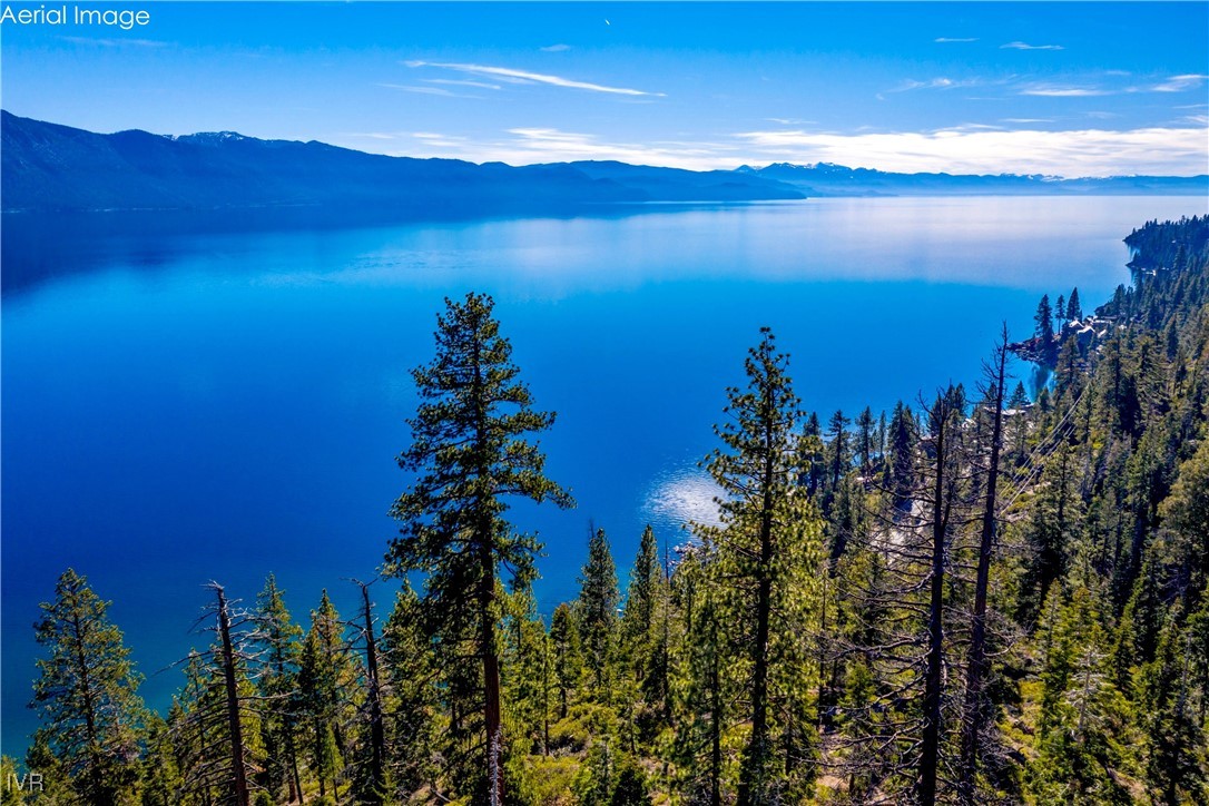 451 Lakeshore Boulevard Property Photo 14