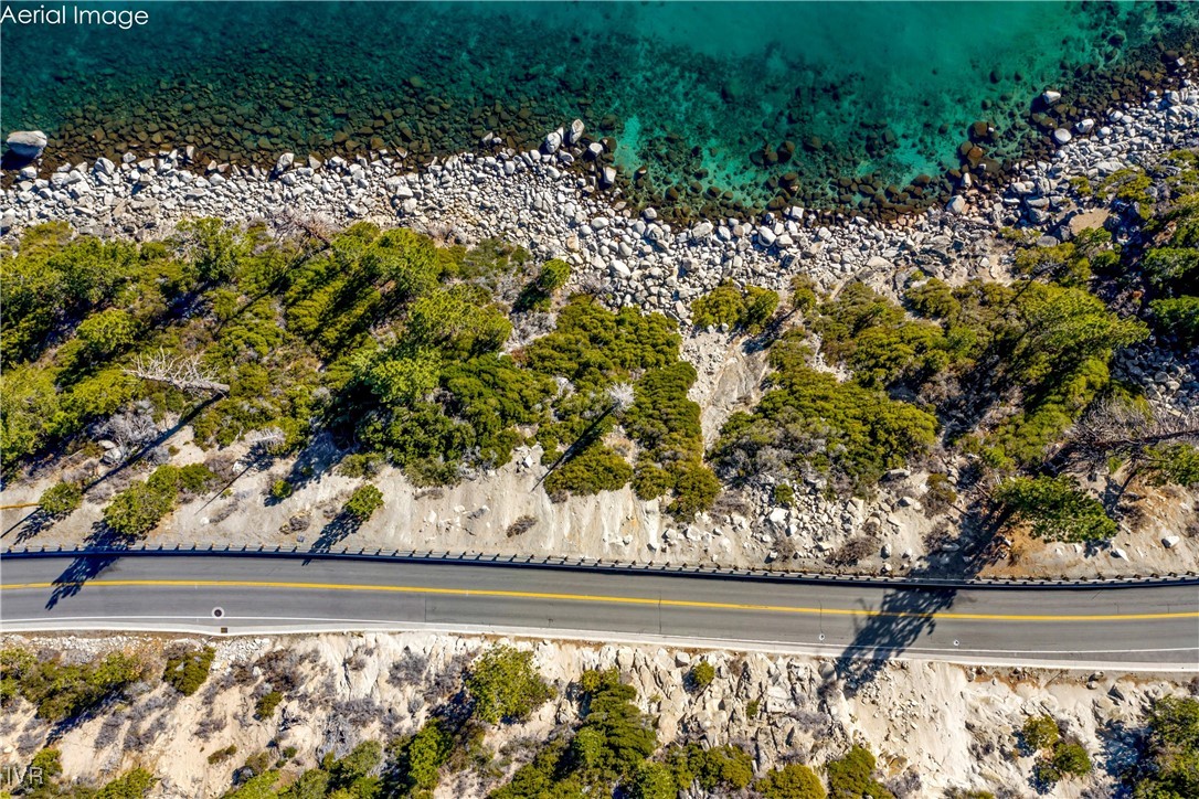 451 Lakeshore Boulevard Property Photo 17