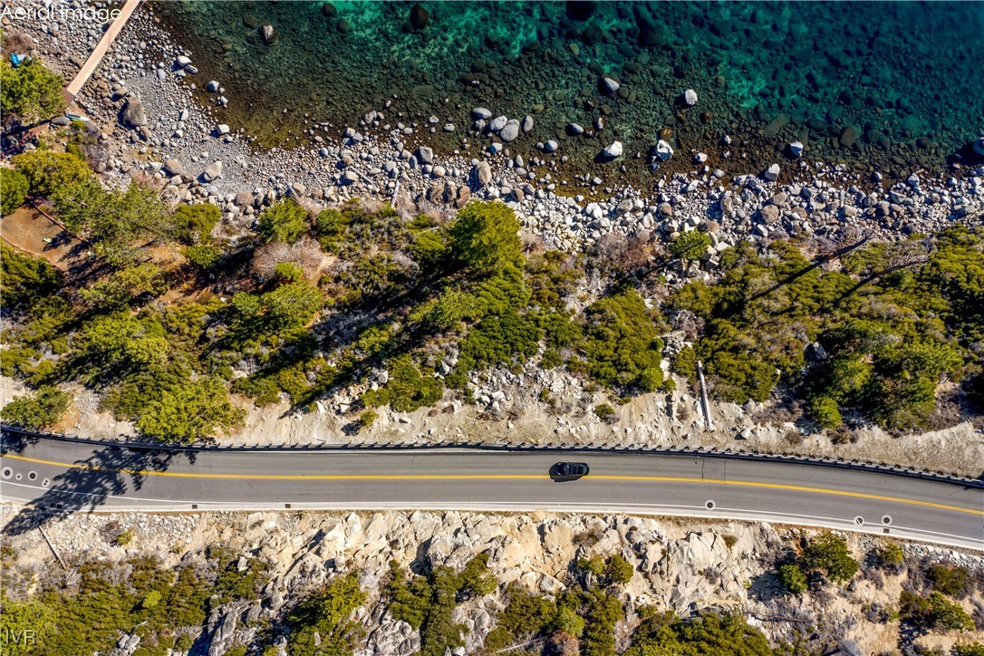 451 Lakeshore Boulevard Property Photo 18