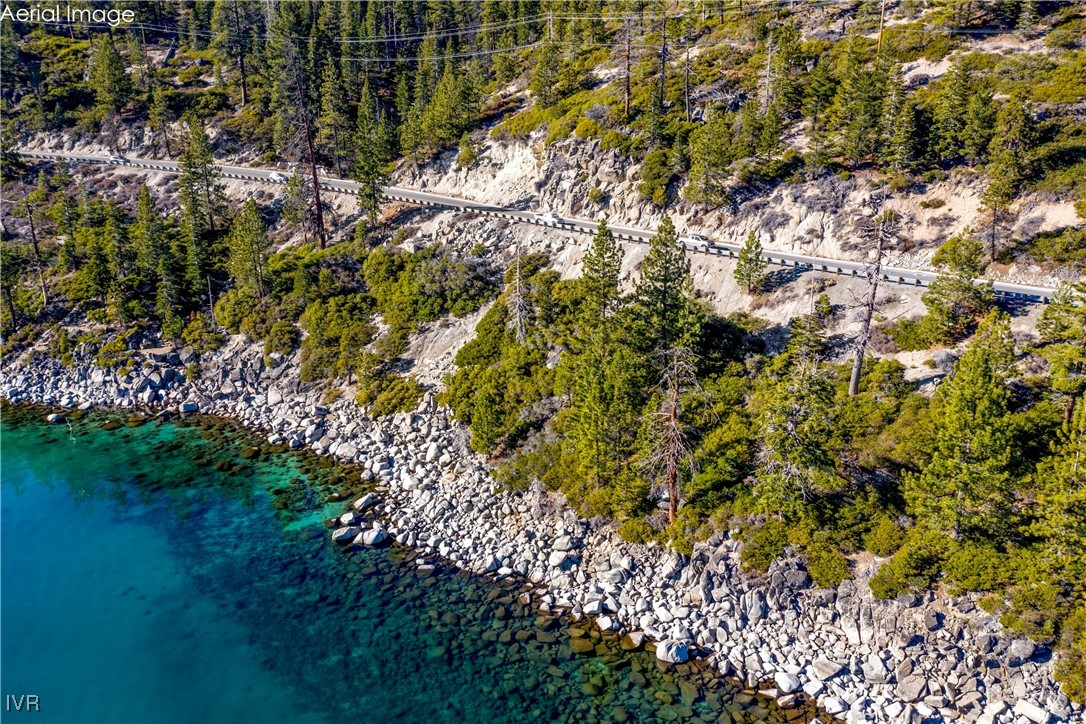 451 Lakeshore Boulevard Property Photo 21