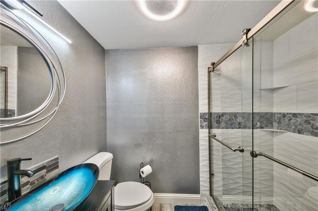 807 Alder 38 Property Photo 11