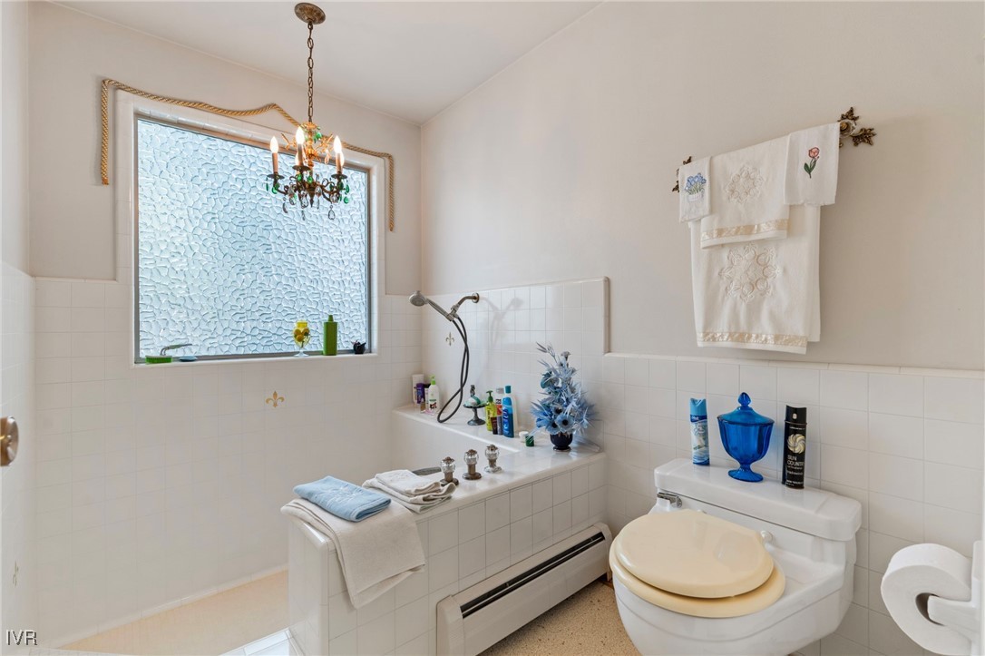 1032 Lynn Way Property Photo 33