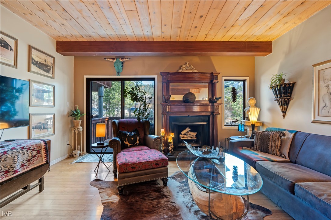 989 Tahoe Boulevard 5 Property Photo 8
