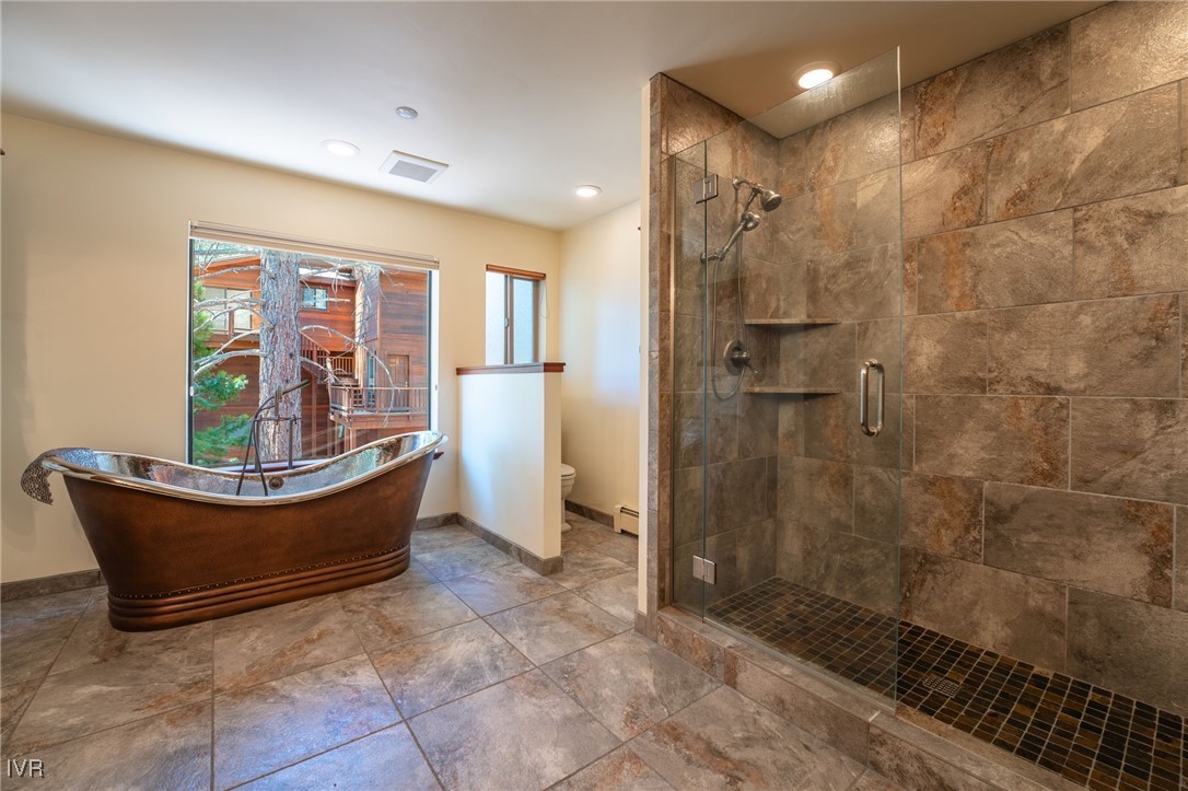 541 Silvertip Drive Property Photo 32
