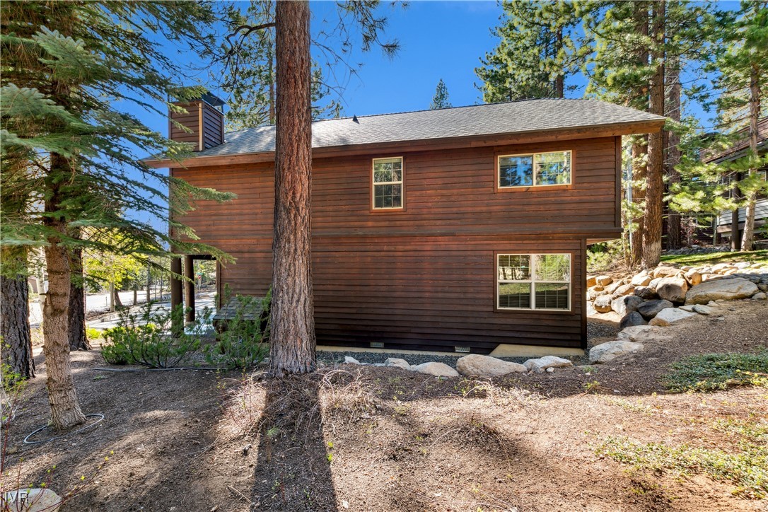 898 Peepsight Circle Property Photo 2