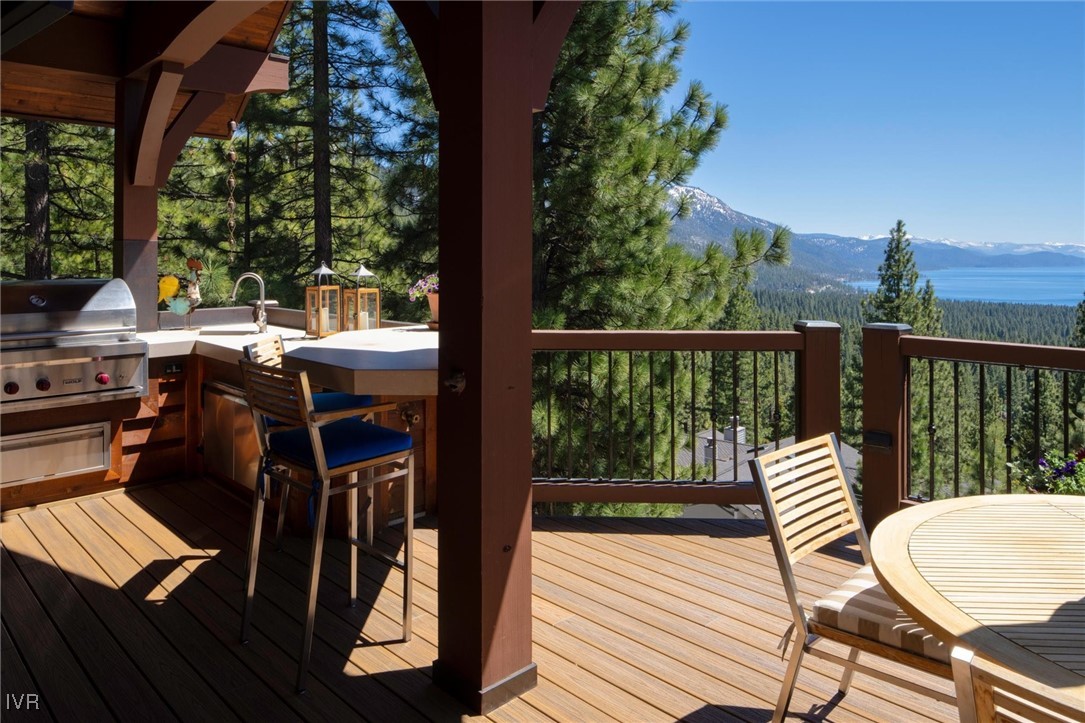 541 Skylake Court Property Photo 14