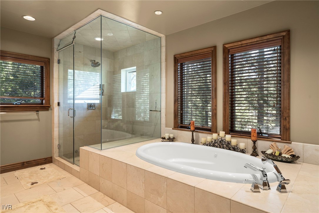 200 Glen Way Property Photo 33