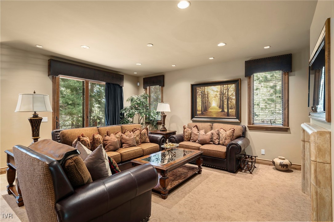 200 Glen Way Property Photo 45