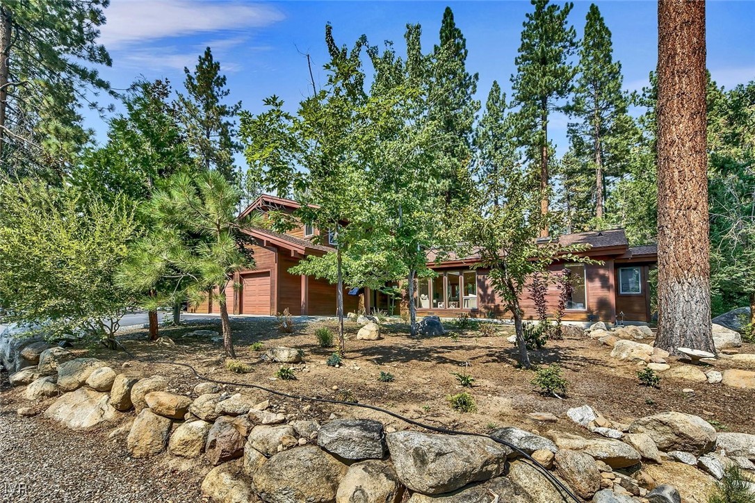 982 Sand Iron Drive Property Photo 6