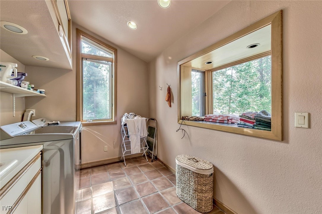 982 Sand Iron Drive Property Photo 20
