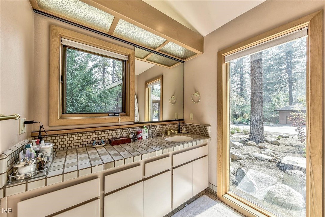 982 Sand Iron Drive Property Photo 22