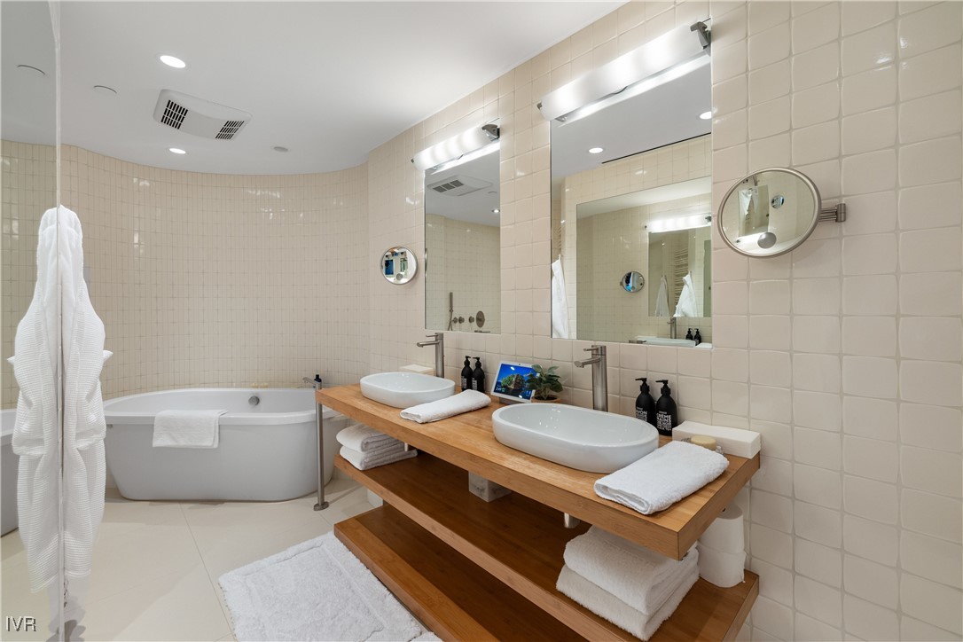 580 Gonowabie Road Property Photo 38