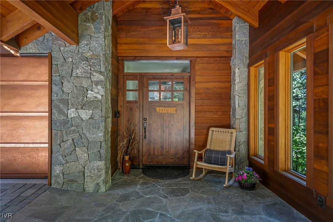 721 Cristina Drive Property Photo 2