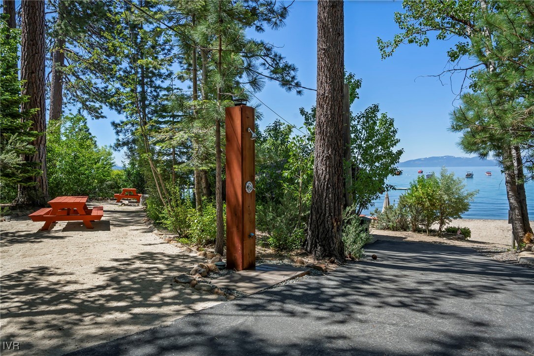 1585 Pine Cone Circle Property Photo 10
