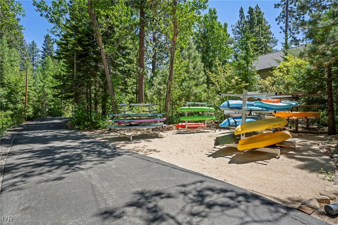 1585 Pine Cone Circle Property Photo 12