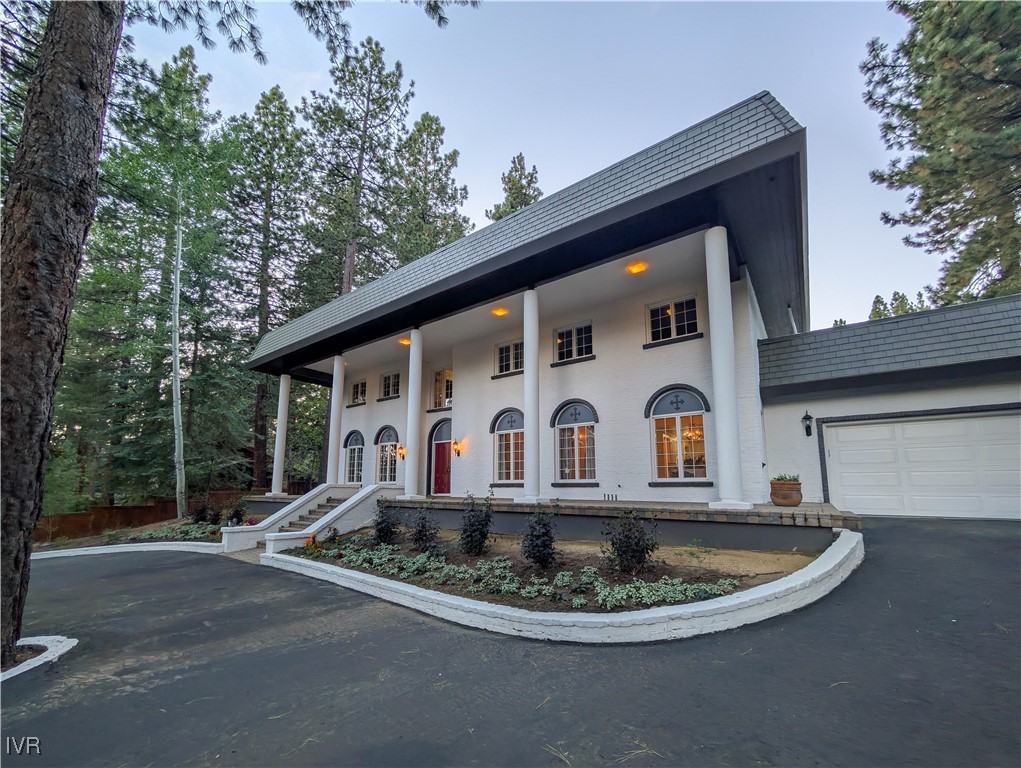 976 Caddie Court Property Photo 1