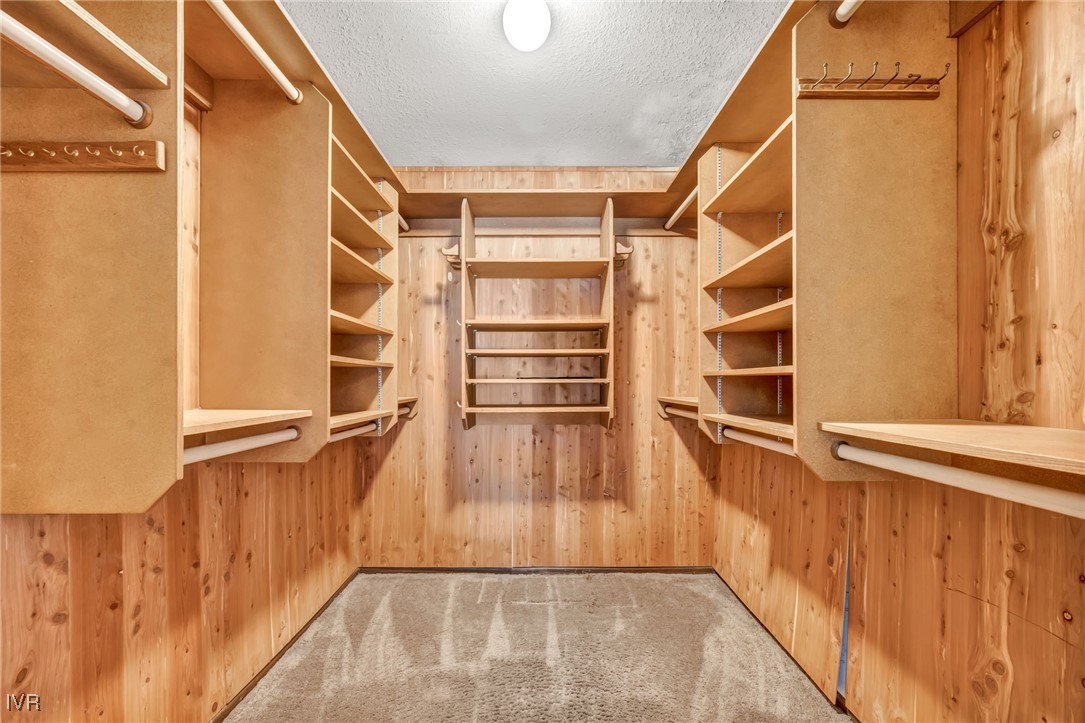 1725 Aquila Avenue Property Photo 17