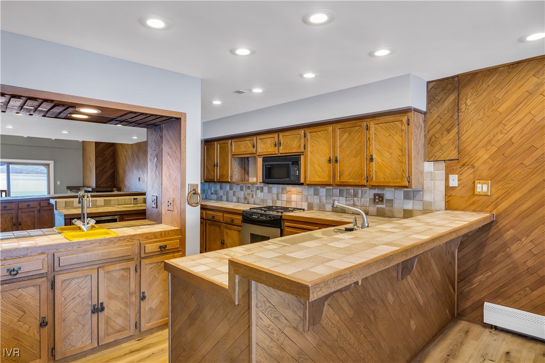 475 Lakeshore 10 Property Photo 10