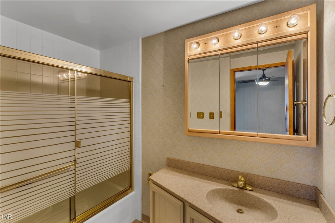 475 Lakeshore 10 Property Photo 22